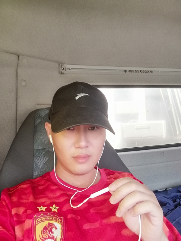 B大叔的第二张照片--肇庆认干亲服务网